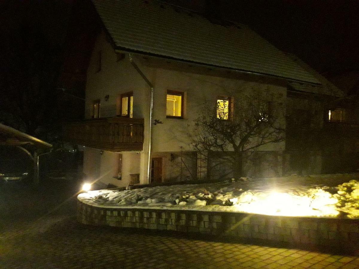 Apartma Marjetica Blejska Dobrava Екстериор снимка