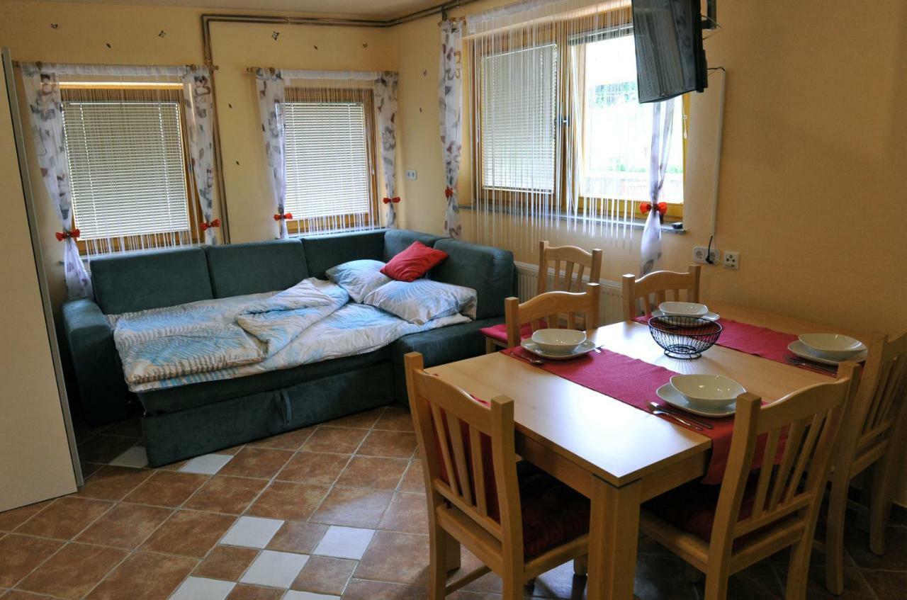Apartma Marjetica Blejska Dobrava Екстериор снимка